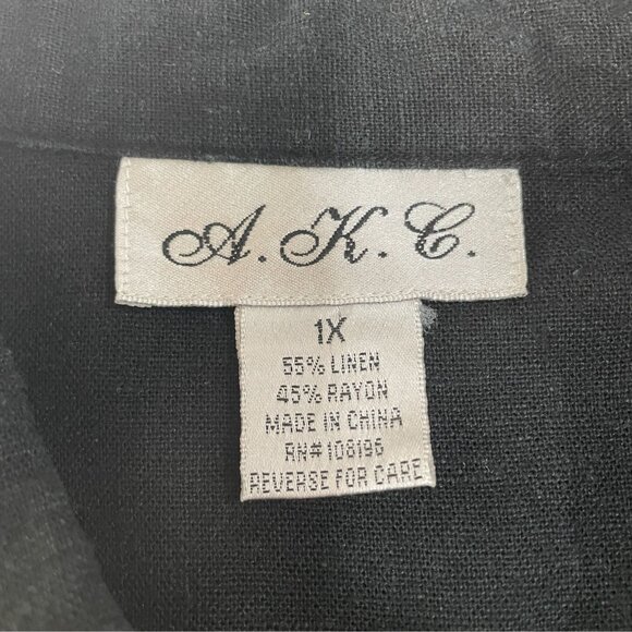 Tropical Palm Tree Button Shirt Black Linen Blend Beach Coastal Resort Vacation - Picture 3 of 8